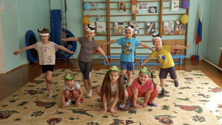 «Дворовые игры» ⚽🏸 «Дворовые игры» ⚽🏸.